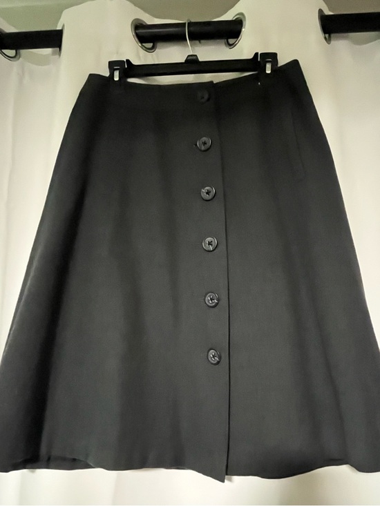 Banana Republic Dresses & Skirts - Banana Republic Black Button-Front A-Line Skirt